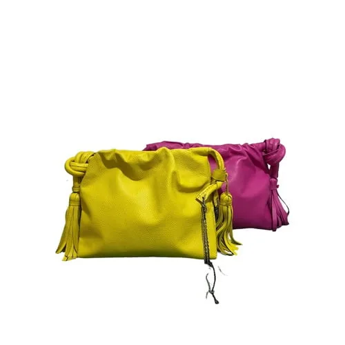 The Knot Clutch