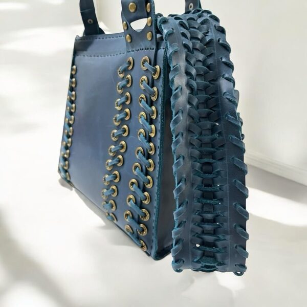 Wrangler Studded Bag - Image 3